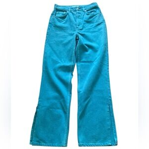 Topshop “Kort” Split Hem Straight Leg Jeans size 28” / US 6 in great condition.